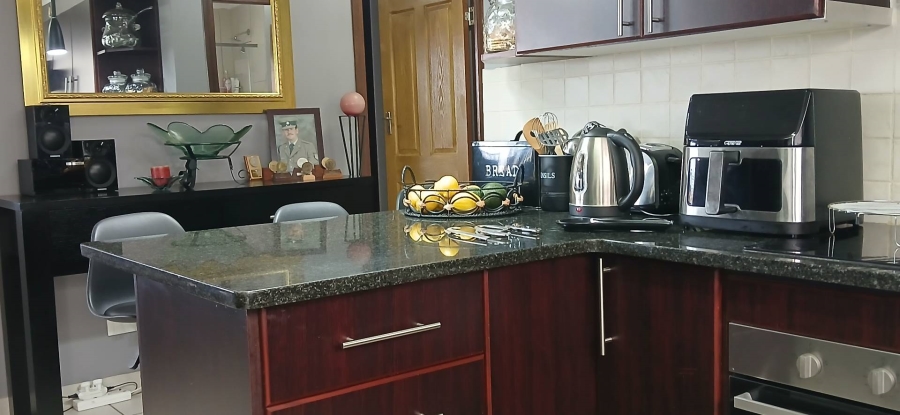 3 Bedroom Property for Sale in Seemeeu Park Western Cape